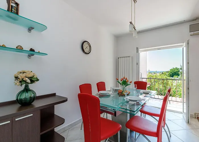 Apartament Beachside Krk - Happy