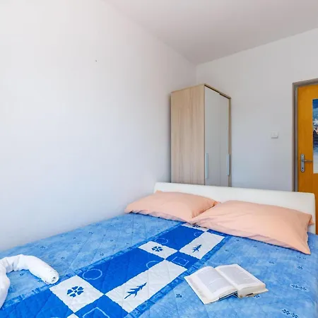 Beachside Krk - Happy アパート *